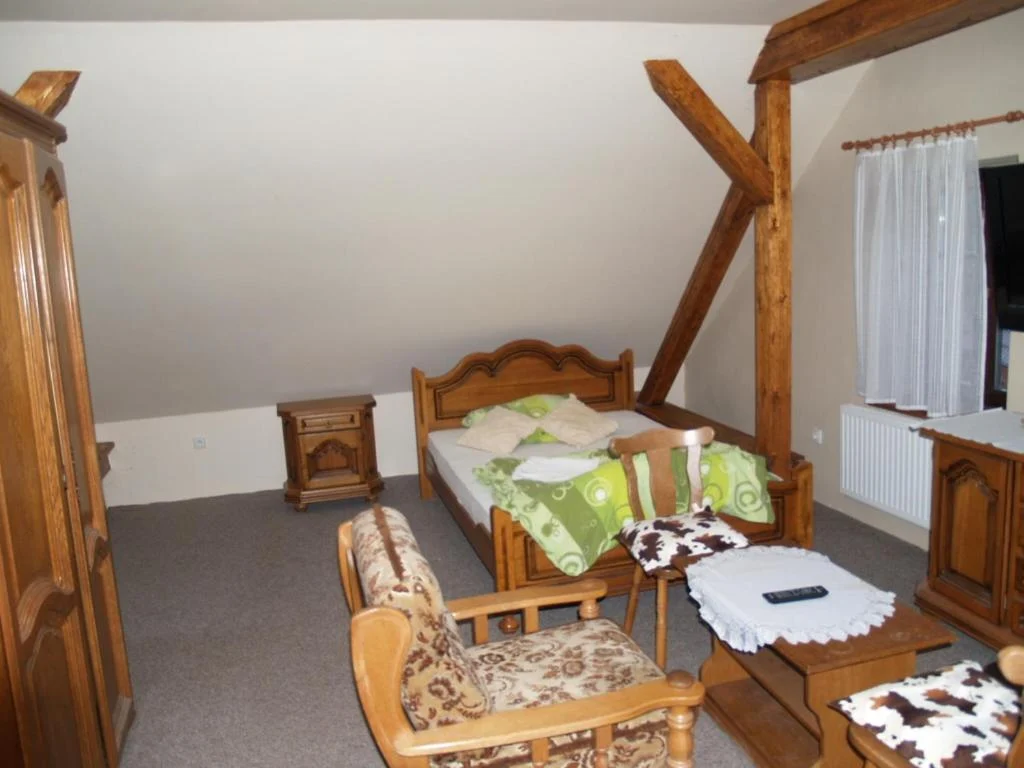 Pokoj apartmánu — Gutská krčma