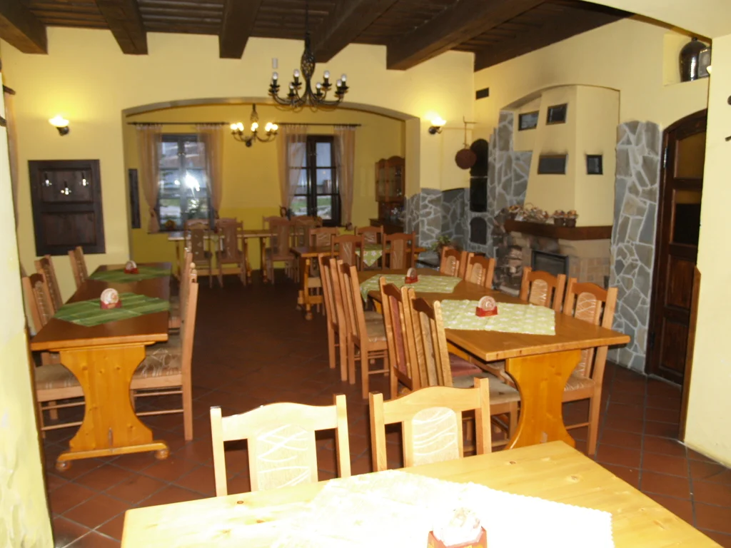 Prostory restaurace — Gutská krčma